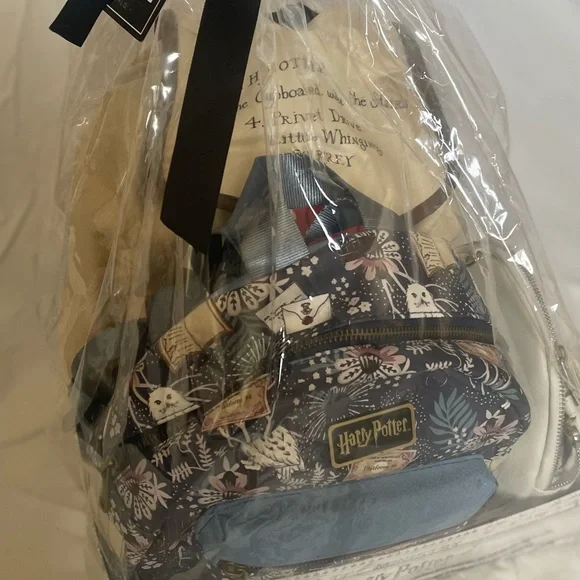 Bioworld 3-piece Harry Potter Backpack Gift Set - Picture 2 of 7